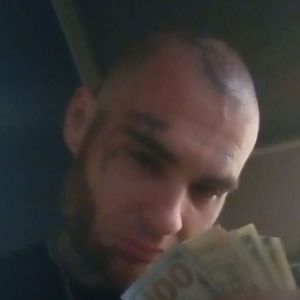 Meet your Posher, Richard